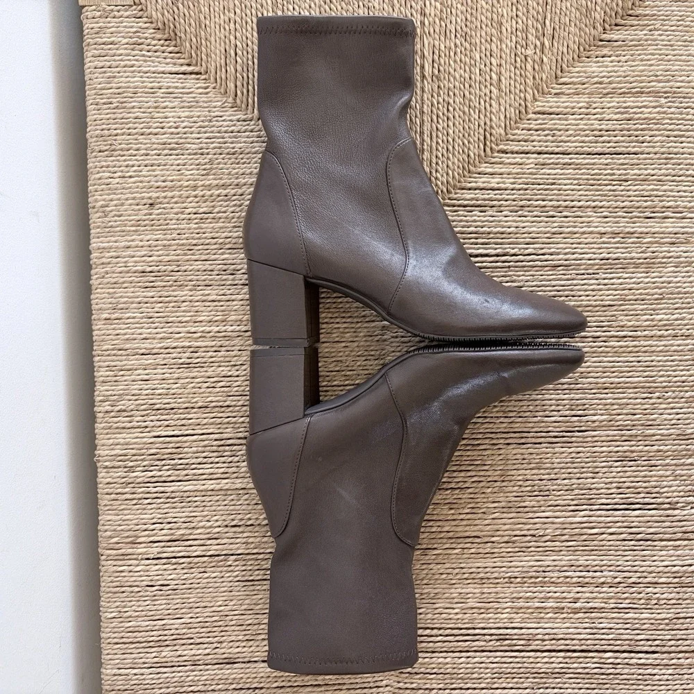 STUART WEITZMAN Lucie Block Heel Leather‎ Brown Boots S6277 US 6.5 EU 37 Pull-on